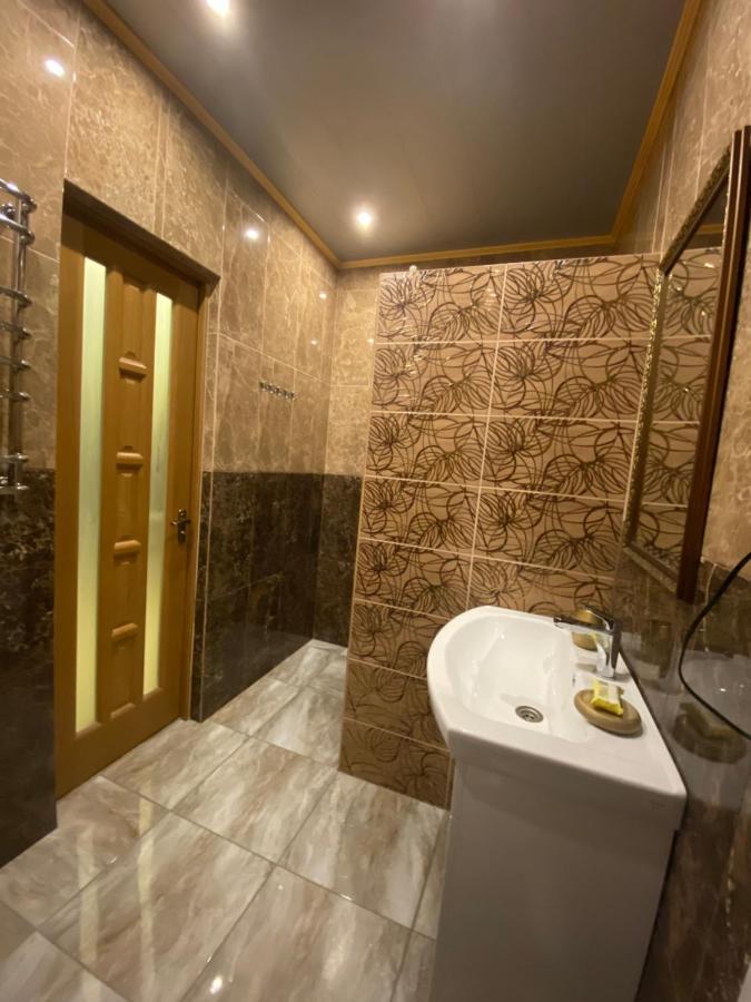 Апартаменты ул. Роксоланы , 16 центр 300 м. до бювета новый дом 2018 года Трускавец Экстерьер фото